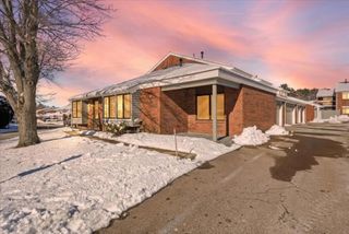 55 Rosewood Dr 55, Stoughton, MA 02072