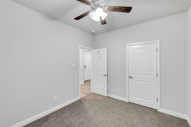 1132 Gillespie Dr, Justin, TX 76247