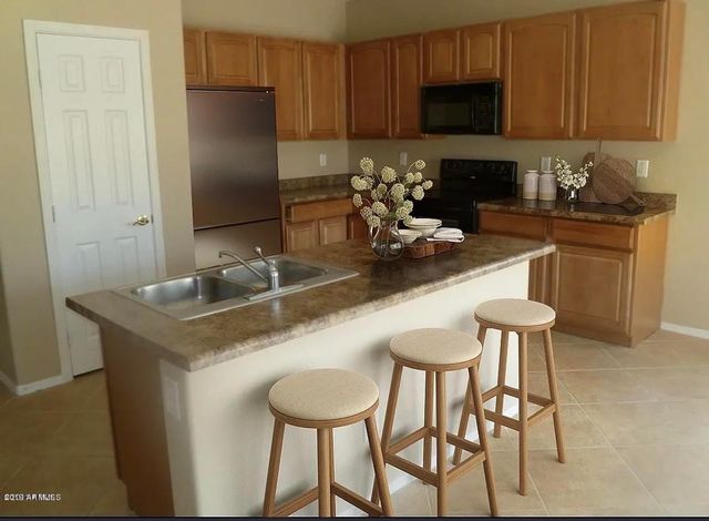 430 S 166th Avenue, Goodyear, AZ 85338