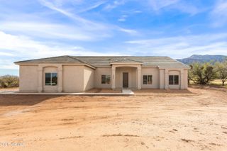 3034 E Anika Way, Hereford, AZ 85615