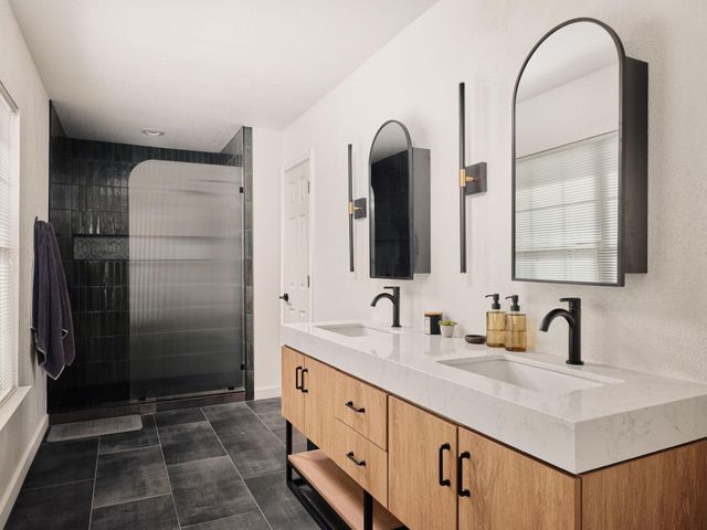 11301 Crest Meadow LN, Austin, TX 78748