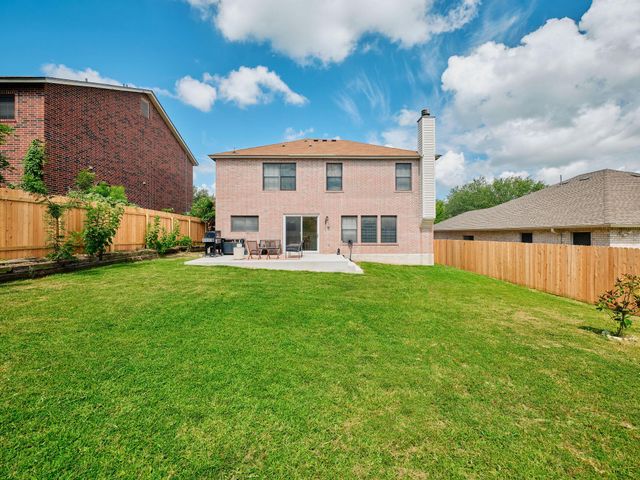 11301 Crest Meadow LN, Austin, TX 78748