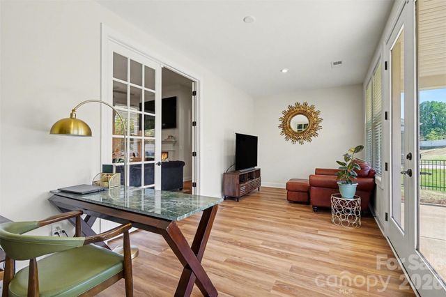 10420 Superb Lane, Charlotte, NC 28215