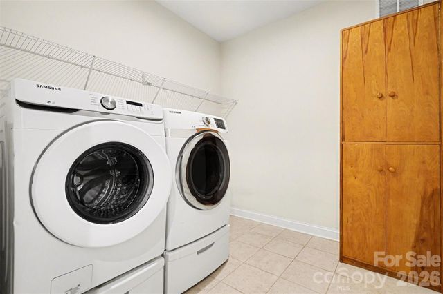 10420 Superb Lane, Charlotte, NC 28215