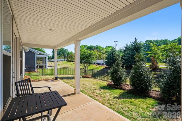 10420 Superb Lane, Charlotte, NC 28215