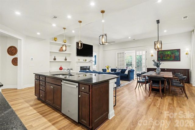 10420 Superb Lane, Charlotte, NC 28215