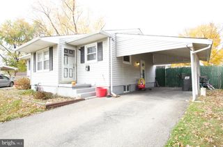 8 VICAR LN, New Castle, DE 19720