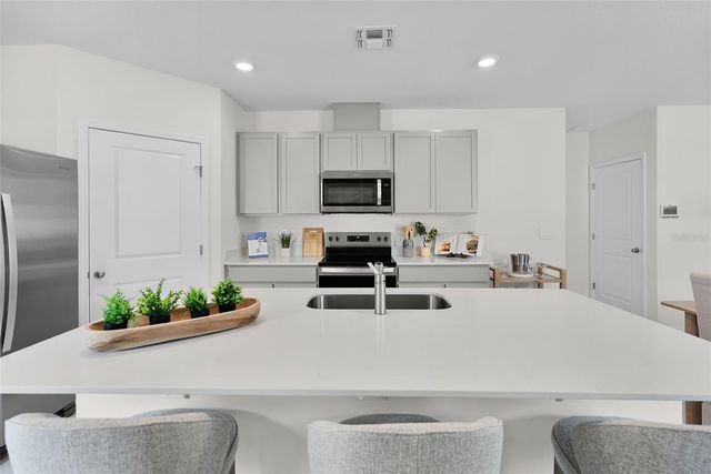 5008 OAK RIVER STREET, Davenport, FL 33837