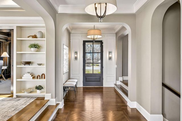 696 Woodland Hill Court, Medina, MN 55340