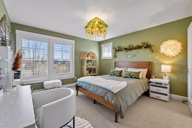 696 Woodland Hill Court, Medina, MN 55340