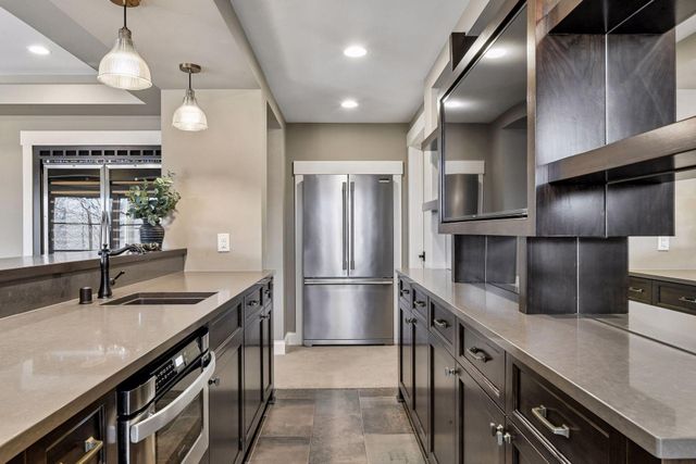 696 Woodland Hill Court, Medina, MN 55340