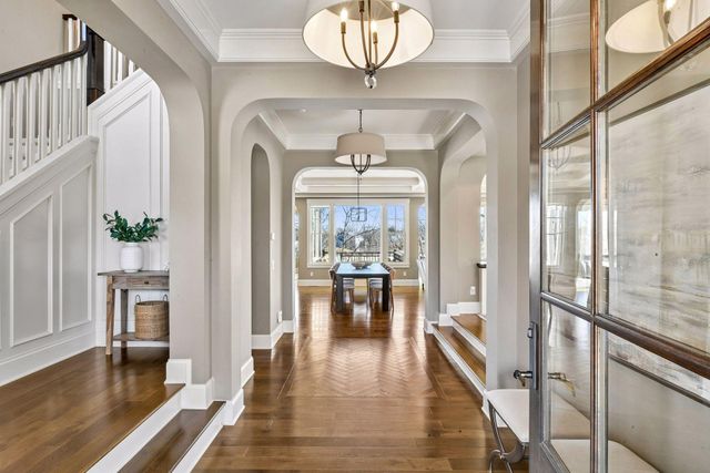 696 Woodland Hill Court, Medina, MN 55340