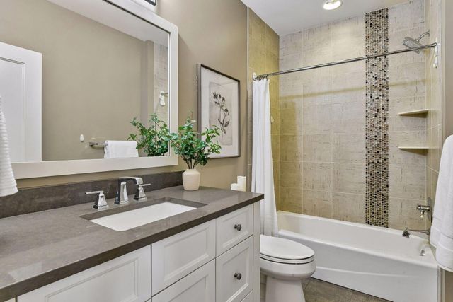 696 Woodland Hill Court, Medina, MN 55340