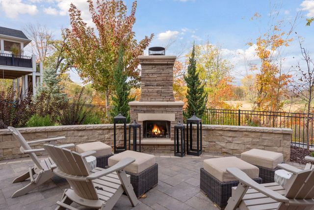 696 Woodland Hill Court, Medina, MN 55340