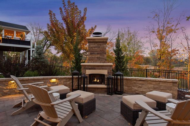 696 Woodland Hill Court, Medina, MN 55340