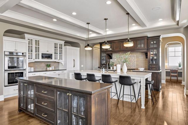 696 Woodland Hill Court, Medina, MN 55340