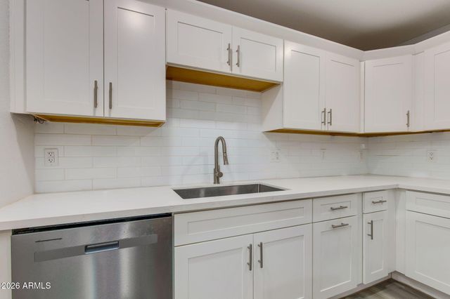 4641 E Roeser Road, Phoenix, AZ 85040