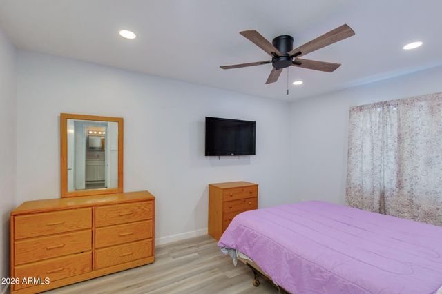 4641 E Roeser Road, Phoenix, AZ 85040