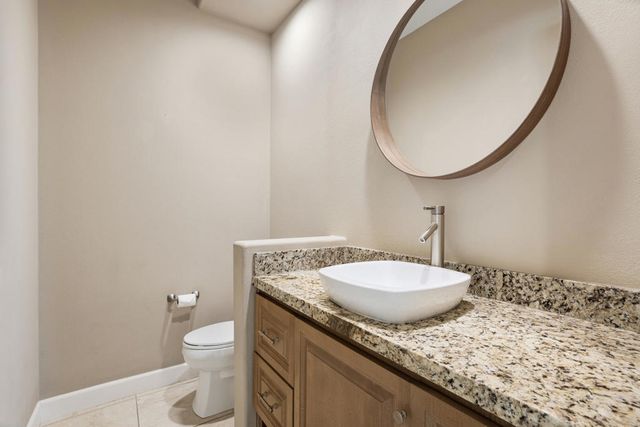 74114 Cosmopolitan Lane, Palm Desert, CA 92211