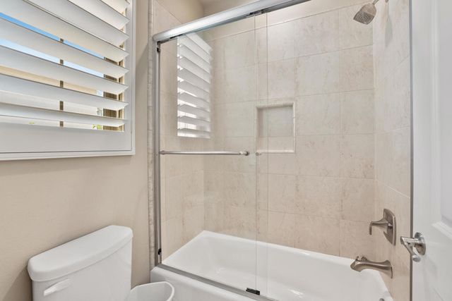 74114 Cosmopolitan Lane, Palm Desert, CA 92211