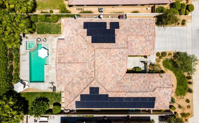 74114 Cosmopolitan Lane, Palm Desert, CA 92211