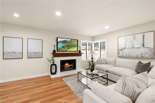 24103 Clearbank Lane, Newhall, CA 91321