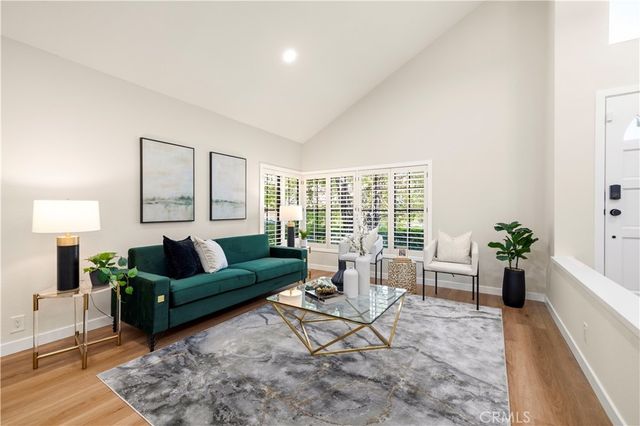 24103 Clearbank Lane, Newhall, CA 91321