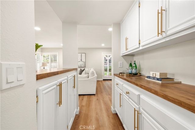 24103 Clearbank Lane, Newhall, CA 91321