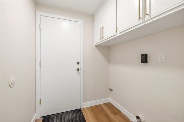 24103 Clearbank Lane, Newhall, CA 91321