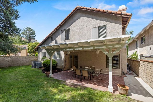 24103 Clearbank Lane, Newhall, CA 91321