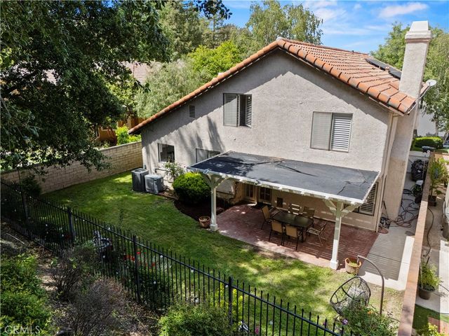 24103 Clearbank Lane, Newhall, CA 91321