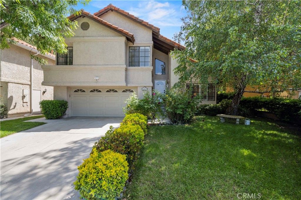 24103 Clearbank Lane, Newhall, CA 91321