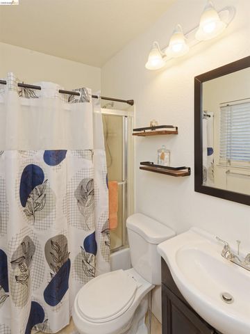 10 Leighty Ct 5, Hayward, CA 94541