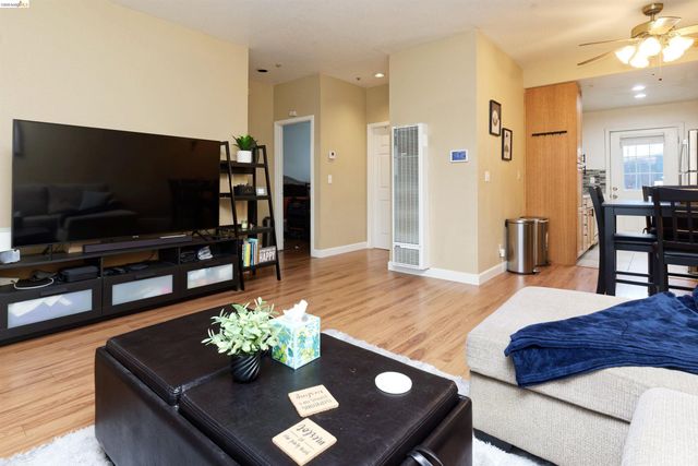 10 Leighty Ct 5, Hayward, CA 94541