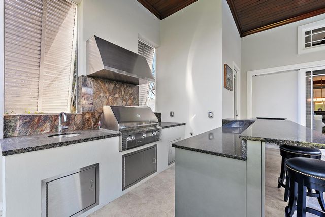 12900 Hammock Crossing, Palm Beach Gardens, FL 33418