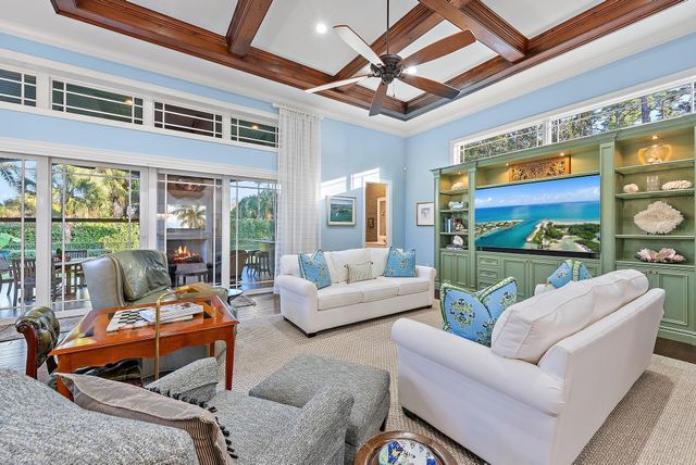 12900 Hammock Crossing, Palm Beach Gardens, FL 33418