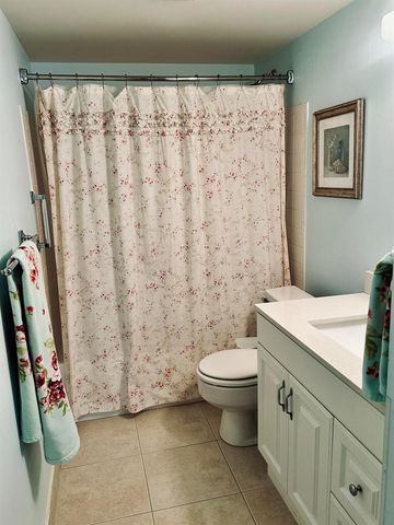 2950 SE Ocean Boulevard 130-6, Stuart, FL 34996