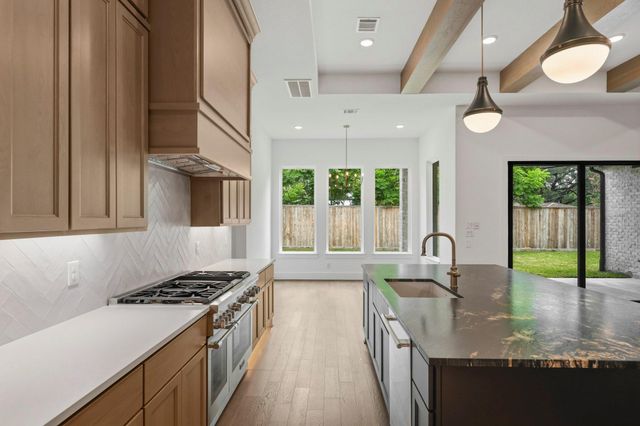 3615 Newcastle Drive, Houston, TX 77027