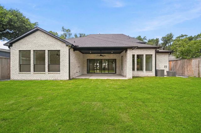 3615 Newcastle Drive, Houston, TX 77027