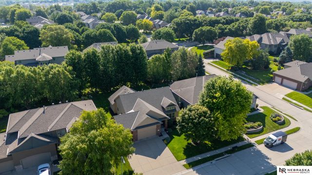 625 S 196th Avenue, Elkhorn, NE 68022