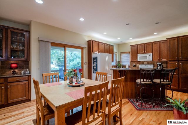 625 S 196th Avenue, Elkhorn, NE 68022