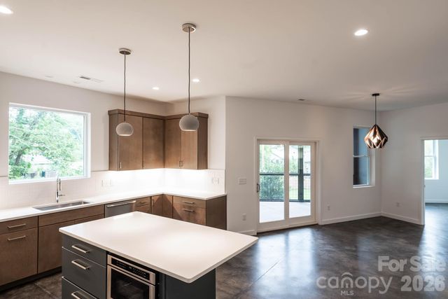 33 Spooks Branch Road, Asheville, NC 28804