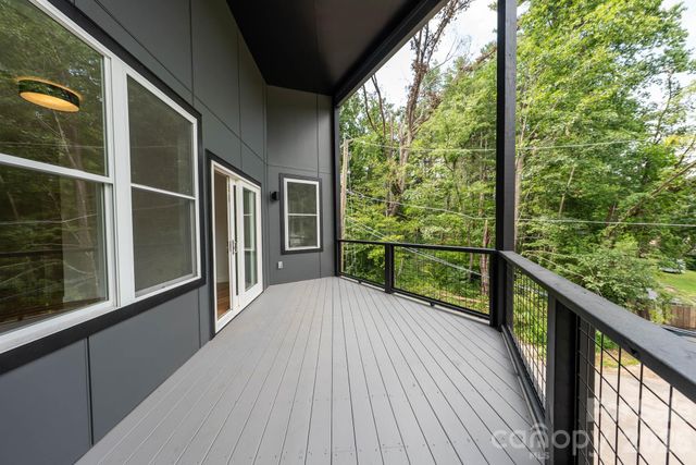 33 Spooks Branch Road, Asheville, NC 28804