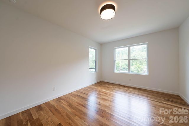 33 Spooks Branch Road, Asheville, NC 28804