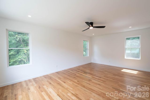 33 Spooks Branch Road, Asheville, NC 28804