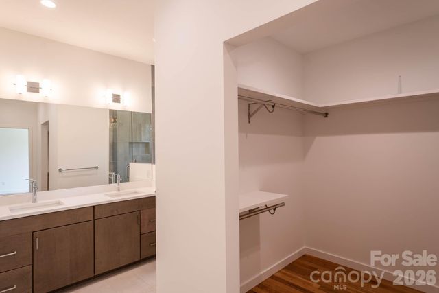 33 Spooks Branch Road, Asheville, NC 28804