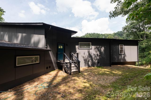 33 Spooks Branch Road, Asheville, NC 28804
