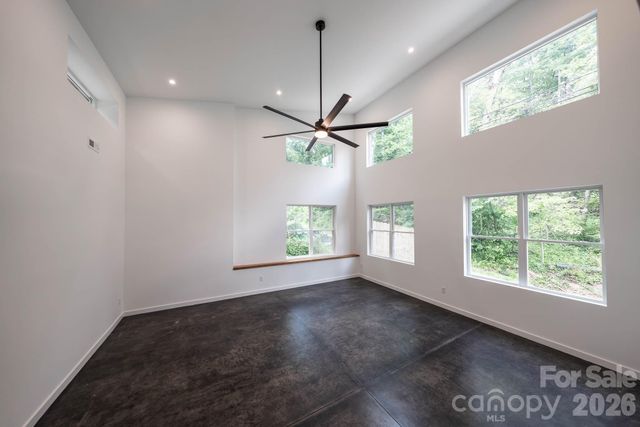 33 Spooks Branch Road, Asheville, NC 28804