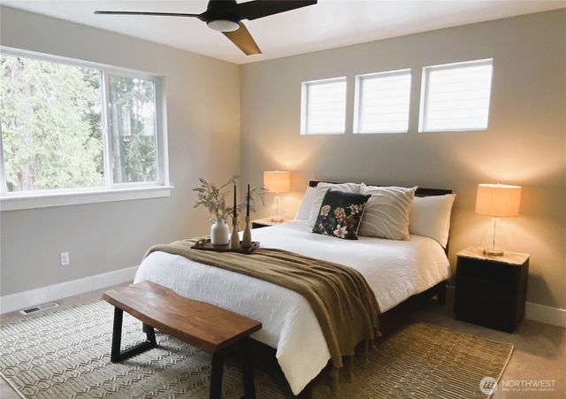 7242 Sinclair Avenue, Gig Harbor, WA 98335