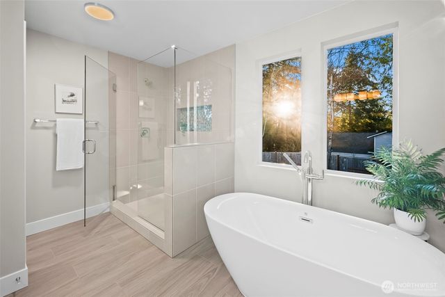 7242 Sinclair Avenue, Gig Harbor, WA 98335